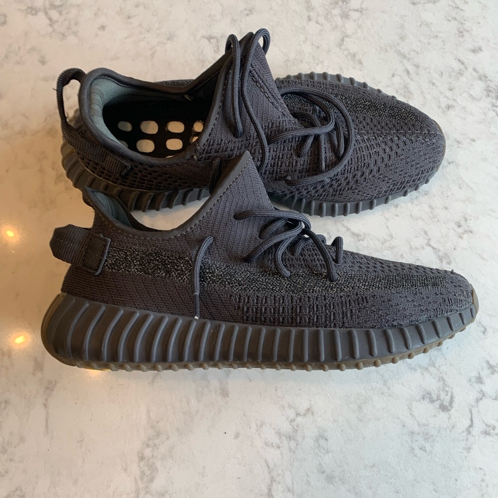 Authentic Yeezy Men’s Sneakers